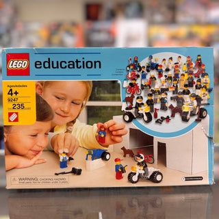 Community Workers {2006 Version}, 9247 - LEGO® Education Building Kit LEGO®