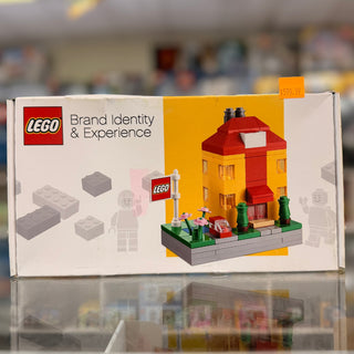 Brand Identity and Experience, 4000019 - LEGO® Brand Building Kit LEGO®