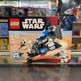 LEGO Star Wars Imperial Dropship set 7667 box featuring buildable spacecraft with stormtrooper minifigures.
