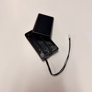 Portable Power Box for DIY Lighting System, AAA Battery Box to 2 DC Connectors - AAA/DC Custom Parts United Brick Co®