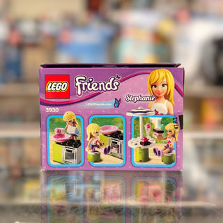 Stephanie's Outdoor Bakery, 3930 - LEGO® Friends Building Kit LEGO®