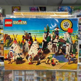 Rapid River Village - 6766 Building Kit LEGO®   