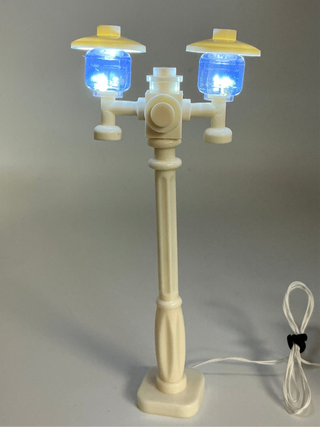Light-Up Double Lamp Post, Battery w/ wire, ACEDH Light up kit United Brick Co® White White