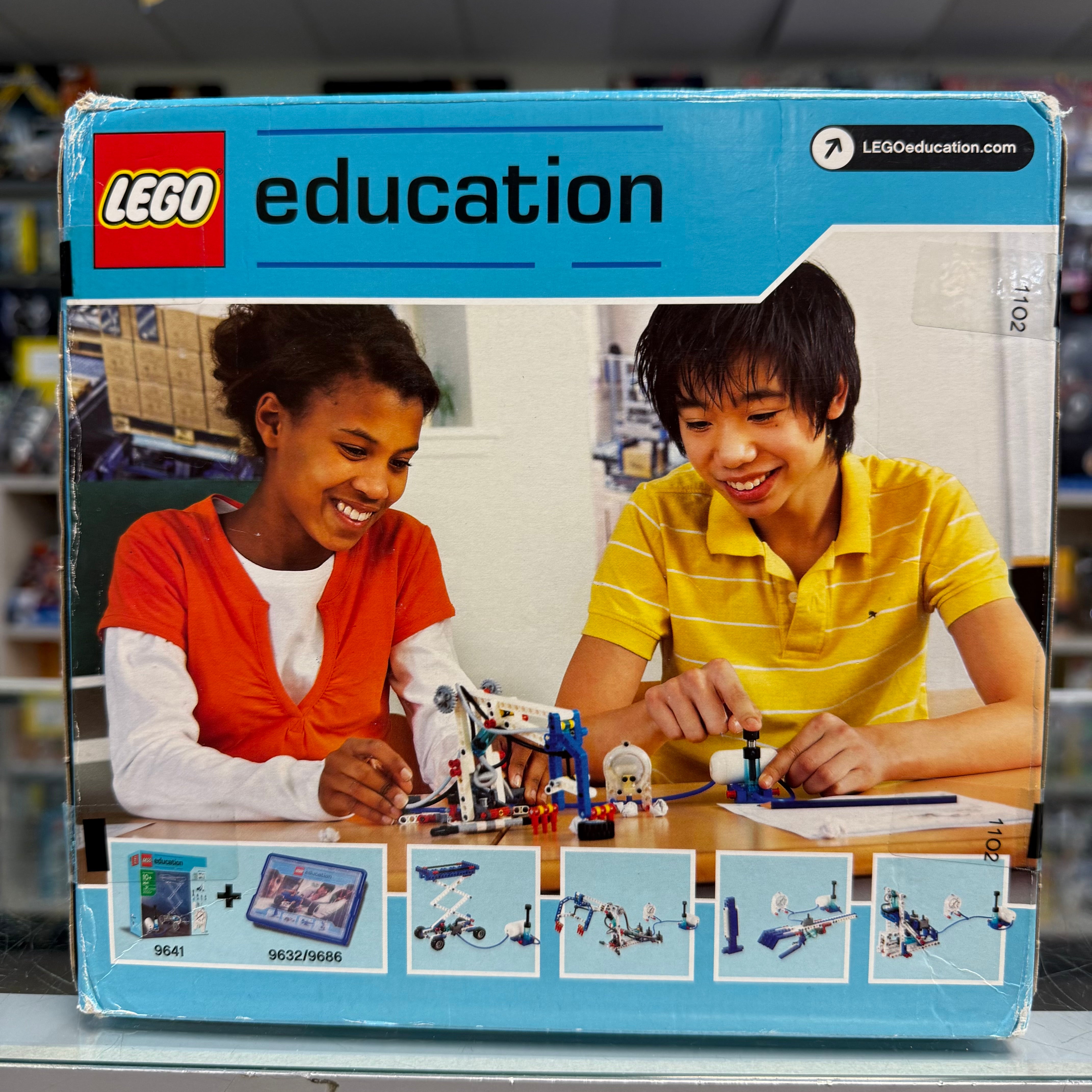 Mechanisms Pneumatics Add-On Set 9641 – United Brick Co®