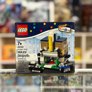 Bricktober Theater (2014 Toys "R" Us Exclusive), 40180 Building Kit LEGO®