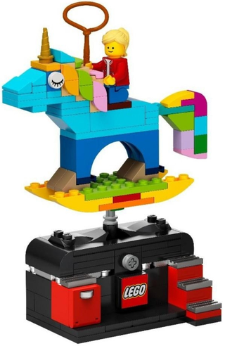Bricktober Set 3/4 - Fantasy Adventure Ride (2022 Toys "R" Us Exclusive), 6327893 - LEGO® Promotional Set