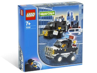 Police 4WD Highway Patrol & Undercover Van, 7032 Building Kit LEGO®   