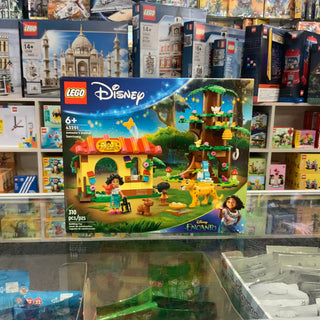 Antonio's Animal Sanctuary, 43251 - LEGO® Disney Set