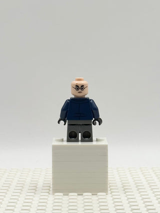 Harry Potter - Dark Blue Jacket with Dark Red Shirt, Dark Bluish Gray Medium Legs, Dark Red Hood, hp458 Minifigure LEGO®   