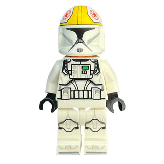 Clone Trooper Pilot (Phase 1) - Yellow Markings, Nougat Head, sw1425 Minifigure LEGO®
