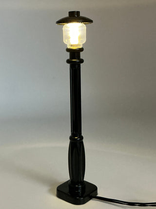 Light-Up Black Lamp Post, DIY System, Reconnectable, ACCLA Light up kit United Brick Co® Amber