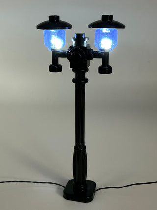 Light-Up Black Double Lamp Post, DIY System, Reconnectable, ACCDH-LA Light up kit United Brick Co® White Light