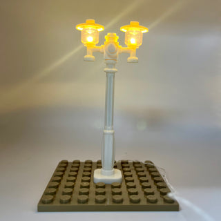 Lighting Kit, Double Lamp Post (White Pole, Amber Light) ACCDH-W/A Light up kit United Brick Co®