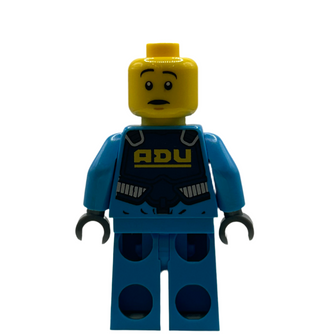 Alien Defense Unit Soldier 2 - Dark Azure Hips, ac016 Minifigure United Brick Co®