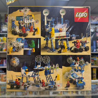 Space Supply Station - 6930 Building Kit LEGO®