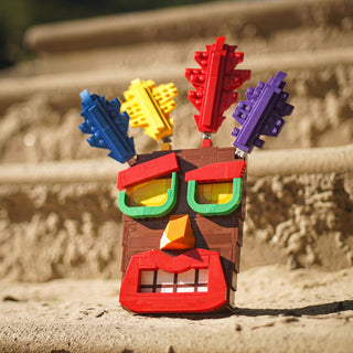Life-Sized Aku Aku Mask Artifact/Item Bricker Builds