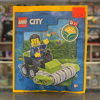 Farmer with Lawn Mower paper bag, 952303 Building Kit LEGO®
