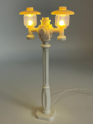 Light-Up White Double Lamp Post, DIY System, ACCDH Light up kit United Brick Co® Amber Light