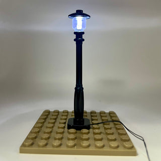 Lighting Kit, Lamp Post (Black Pole, White Light) ACCLA-B/W Light up kit United Brick Co®