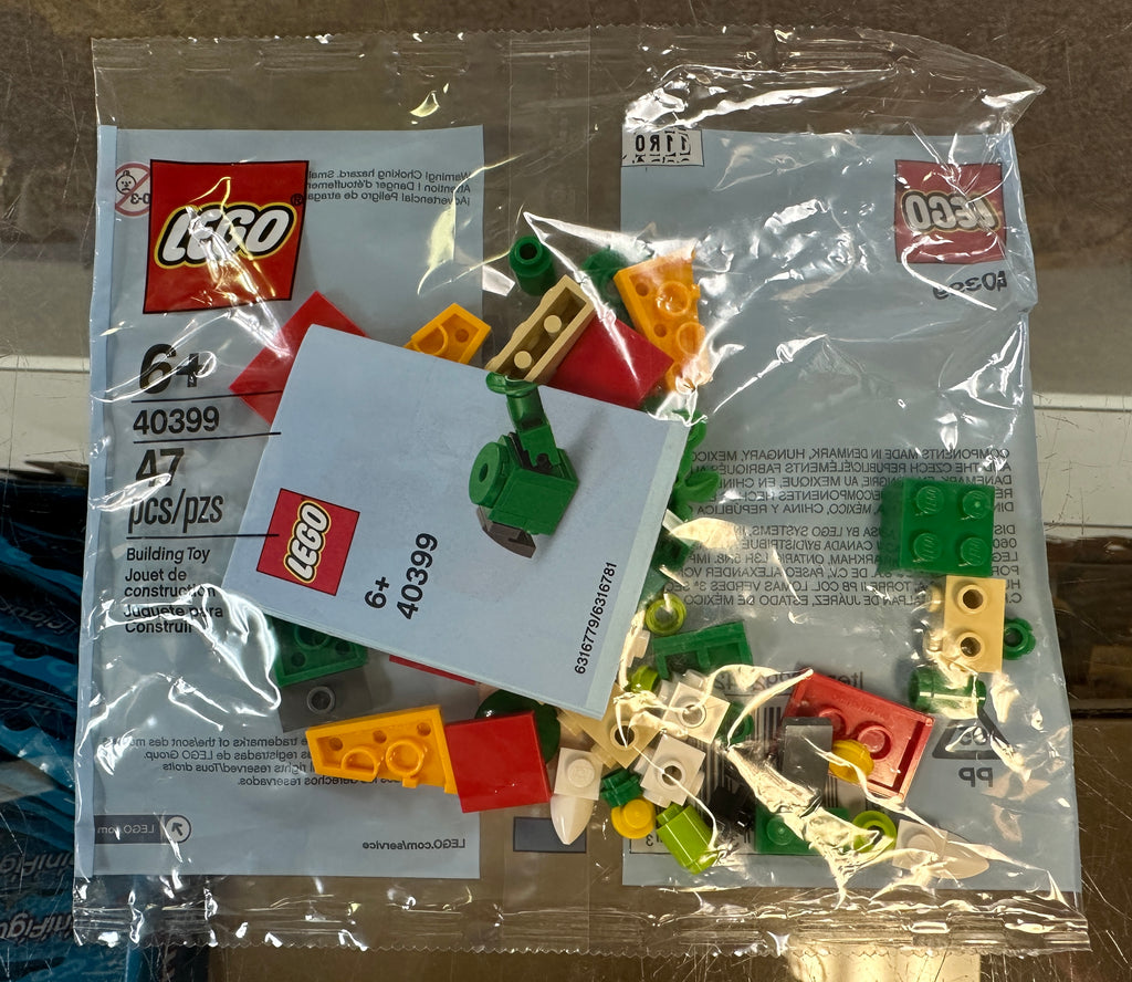 Monthly Mini Model Build Set - 2020 05 May, Flowers and Watering Can p ...