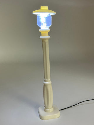 Light-Up Lamp Post Street Light, USB, ACC Custom Parts United Brick Co® White White
