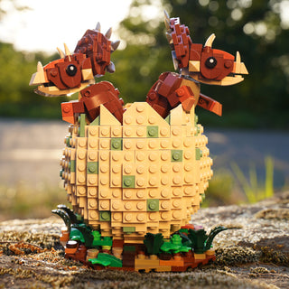 Dino Eggs (Wave 2) Creature Bricker Builds Triceratops Egg Bricks & Instructions
