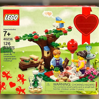 Romantic Valentine Picnic, 40236 Building Kit LEGO®