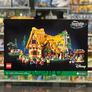Snow White and the Seven Dwarfs' Cottage, 43242 Building Kit LEGO®