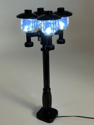 Light-Up Black Quad Lamp Post, DIY System, ACCQH Light up kit United Brick Co® White Light
