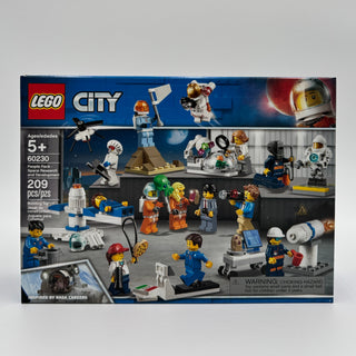 LEGO City People Pack featuring astronauts, scientists, and space-themed minifigures with building elements on display box.