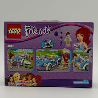 LEGO Friends set 41091 box showing blue roadster car with Mia minifigure and accessories.