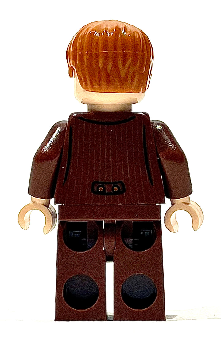 Fred Weasley - Reddish Brown Suit, Dark Orange Tie, Grin / Smiling, hp433