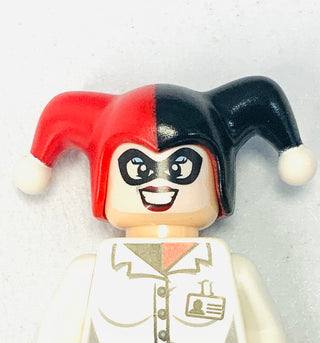 Dr. Harleen Quinzel, sh0057 Minifigure LEGO® Like New with Hat