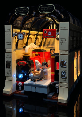 Book Nook: Hogwarts Express 76450 Custom Lighting Kit for LEGO® Set Light up kit United Brick Co®