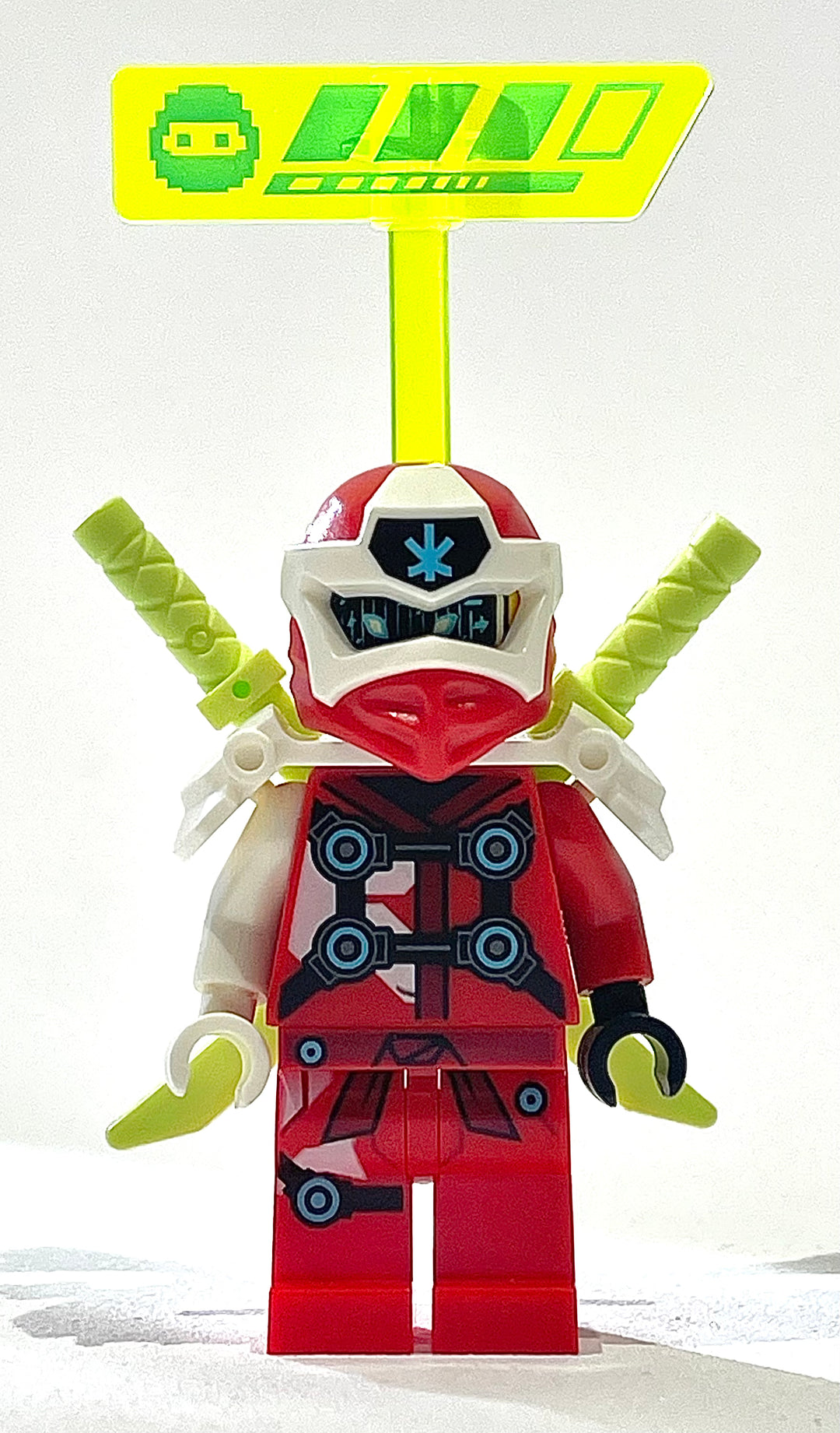 Kai - Digi Kai, Shoulder Armor with Scabbard, njo568 Minifigure LEGO® Like New - with Swords & Health Bar  