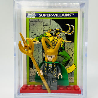 Loki with Trading Card & Collector’s Case Minifigure LEGO® Card 3