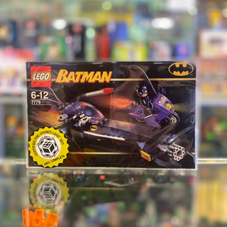 The Batman Dragster: Catwoman Pursuit, 7779 - LEGO® Batman Set Building Kit LEGO®