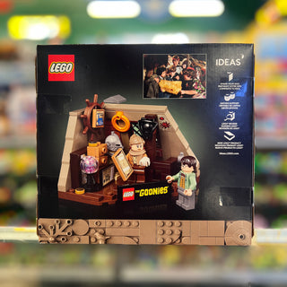 The Goonies: The Walshes' Attic, 40773 - LEGO® Ideas Building Kit LEGO®