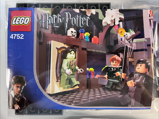 Professor Lupin's Classroom, 4752 Building Kit LEGO®   