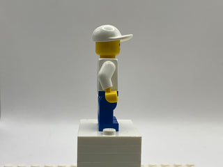 Overalls Blue over V-Neck Shirt - Pet Shop, twn138 Minifigure LEGO®