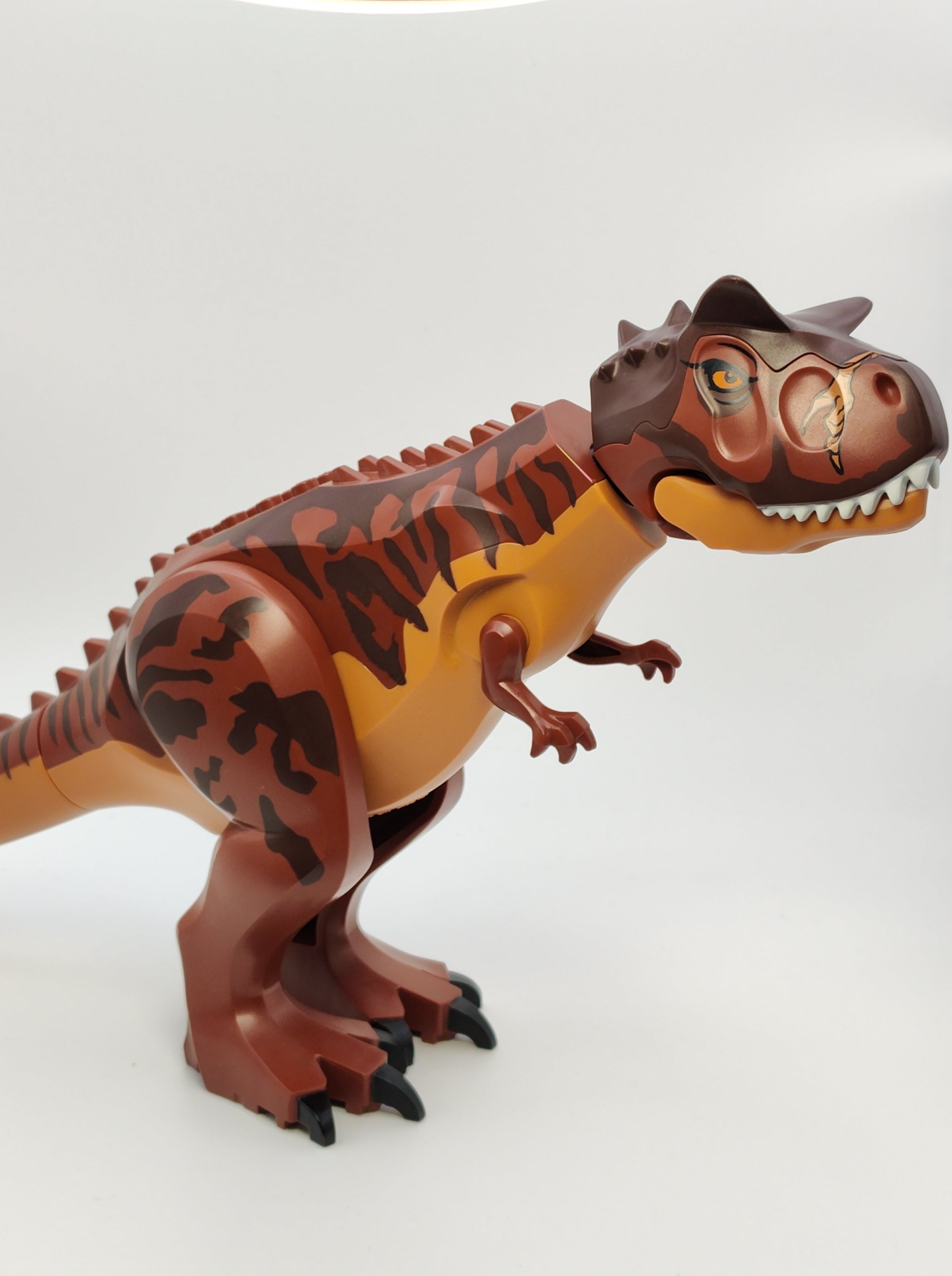 Carnotaurus with Scar, carn02 – United Brick Co®