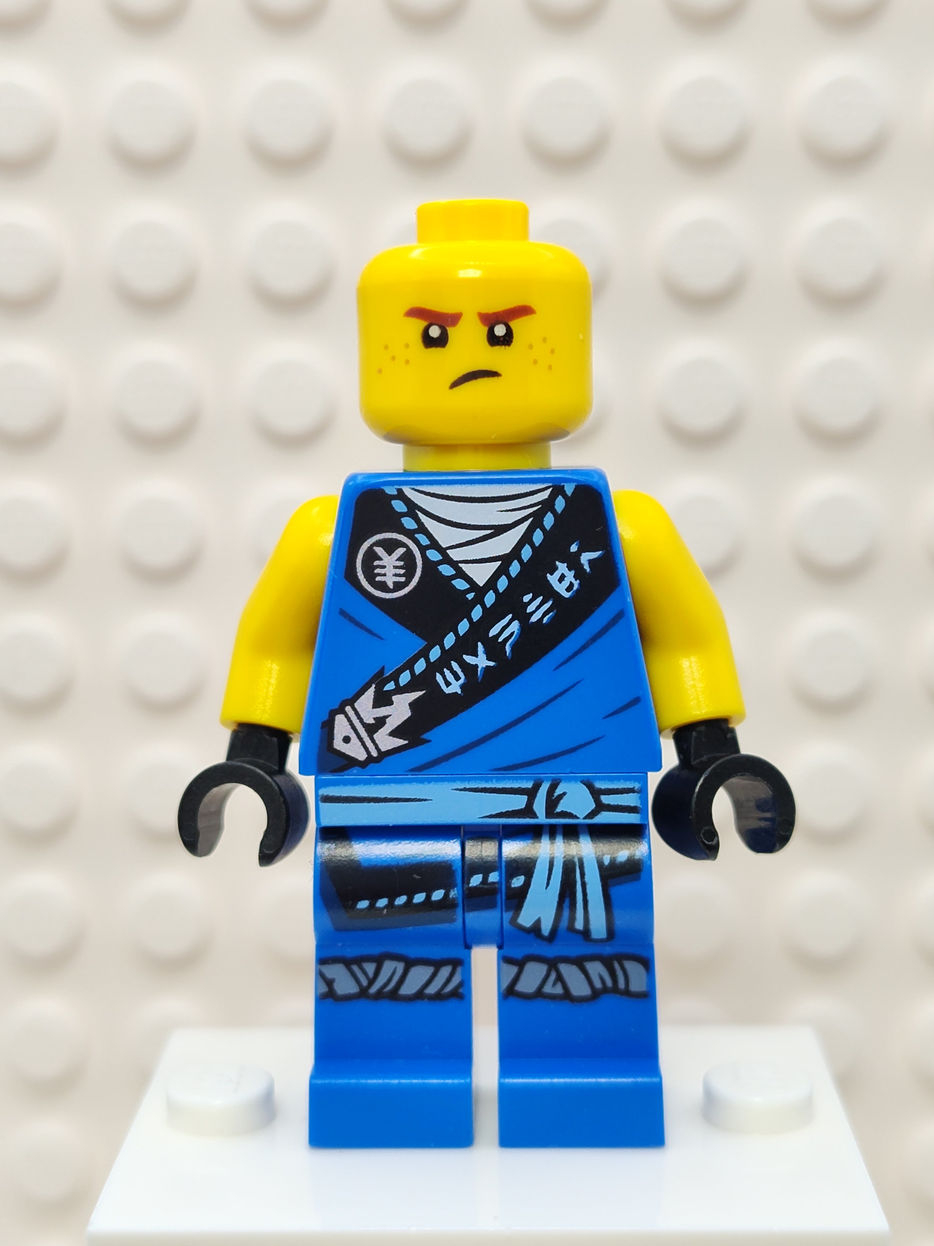 Jay Legacy Rebooted Ninjago Logogram 'MANTER' on Torso, njo0576