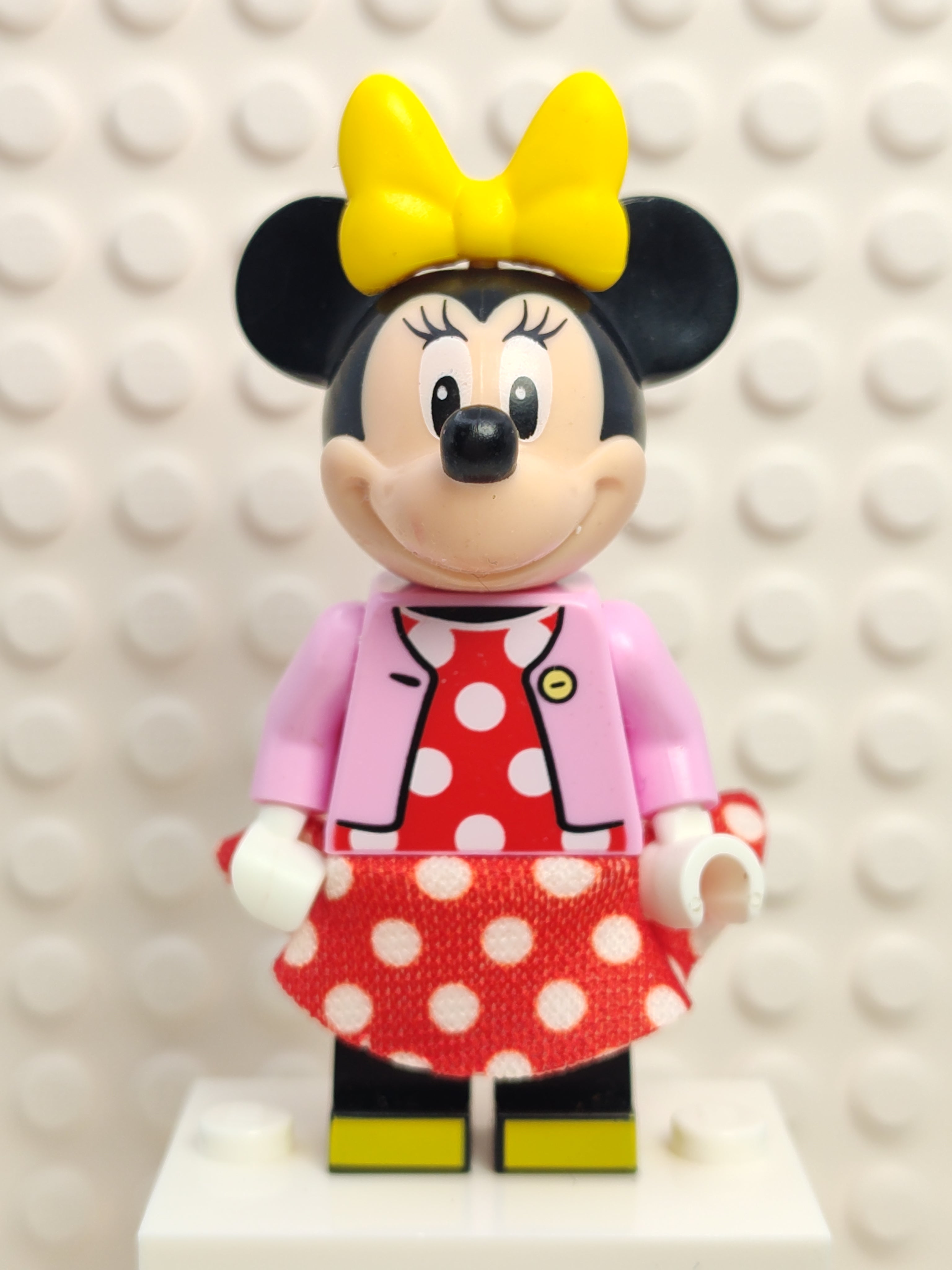 Minnie Mouse - Bright Pink Jacket and Yellow Bow, dis089 – Atlanta Brick Co