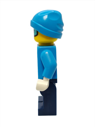 Arctic Explorer - Female with Dark Azure Beanie, cty0906 Minifigure LEGO®   