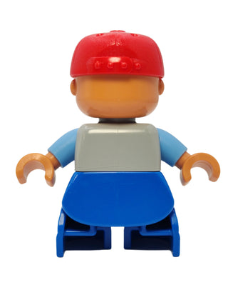 Duplo Figure Boy - Top with Number 8 and Red Cap / Freckles, 47205pb026a Minifigure LEGO®   