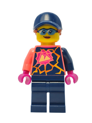 Stuntz Crew Female - Coral Shirt with Sports Logo, cty1458 Minifigure LEGO®