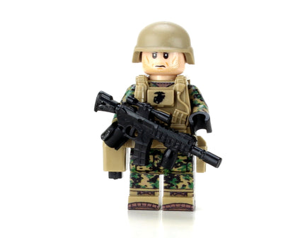 Marine Corps Infantry Woodland MARPAT minifigure – United Brick Co.