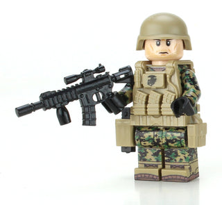 Marine Corps Infantry Woodland MARPAT minifigure Custom minifigure Battle Brick   