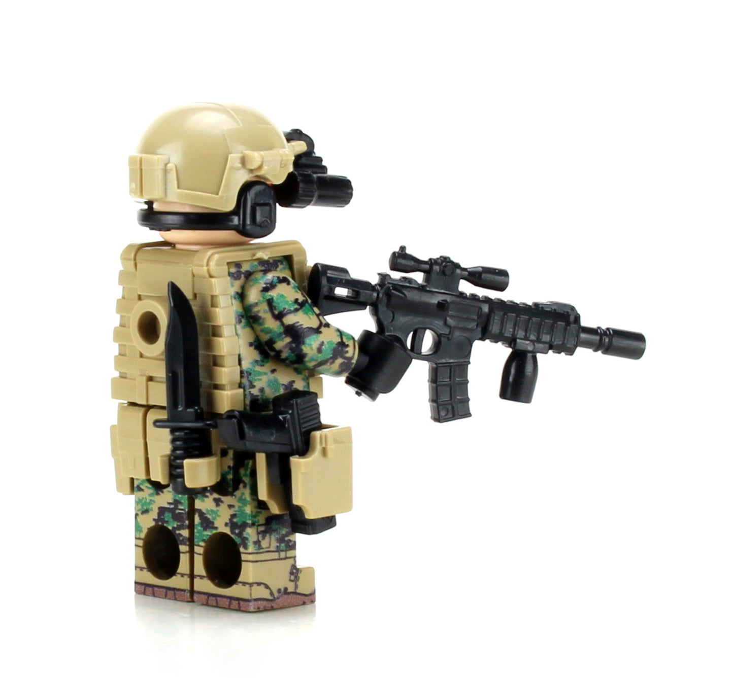 Recon Marine Woodland Camo MARPAT Custom Figure – Atlanta Brick Co