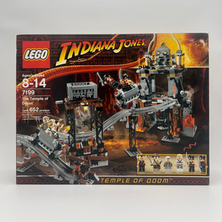 LEGO Indiana Jones Temple of Doom set 7199 box featuring temple structure with minifigures and 652 pieces.